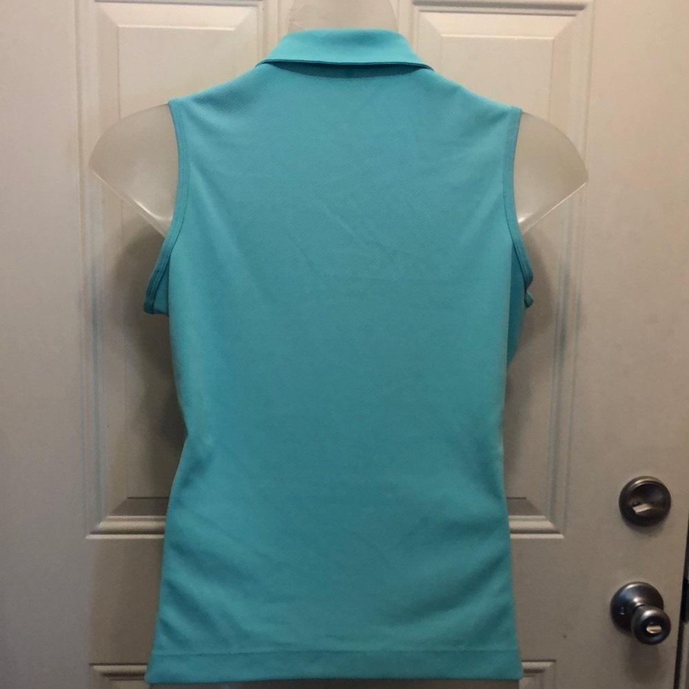 NikeGolf sleeveless shirt - Picture 3 of 9